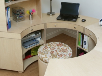circular-desk-fp